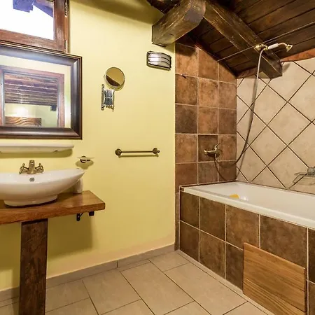 Beautiful Natura In Veprinac Hotel *