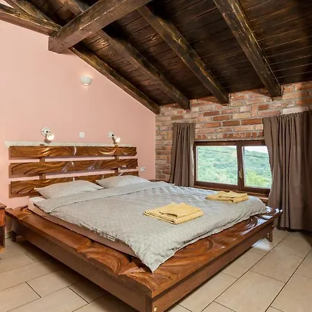 Beautiful Natura In Veprinac Hotel *